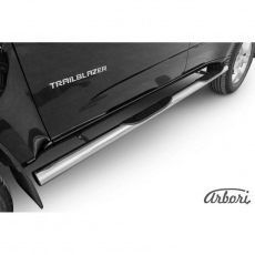 Пороги Arbori d76 с проступями для Chevrolet TrailBlazer (2013-2018) № AFZDACHTB1207